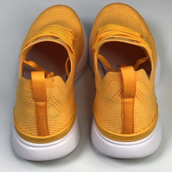 APL TechLoom Breeze in Mango Size 8. - Picture 8 of 11